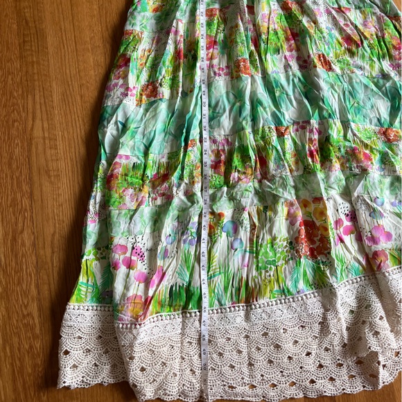 NEW: Farm Rio Halter crochet watercolor floral maxi dress size M - Picture 6 of 8